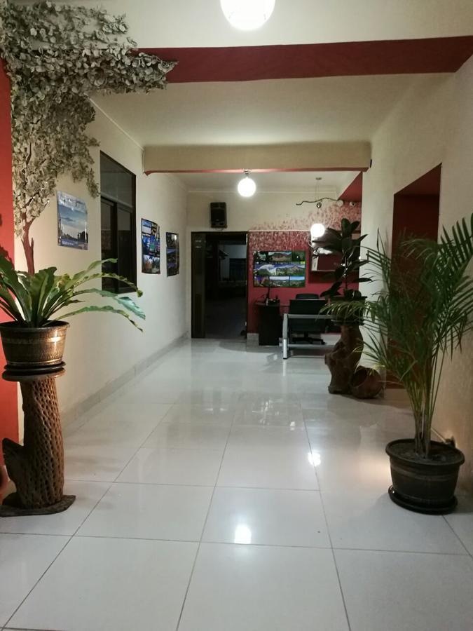 Vargas Hotel Tupiza Extérieur photo