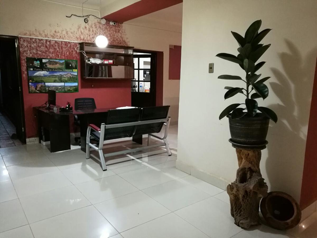 Vargas Hotel Tupiza Extérieur photo